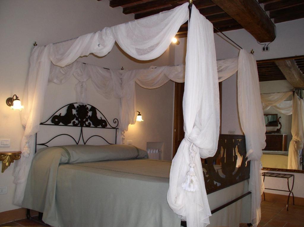 L'Arcadia Pietrasanta Quarto foto